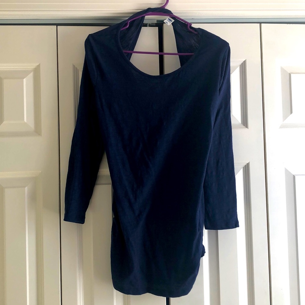 Old navy maternity shirt